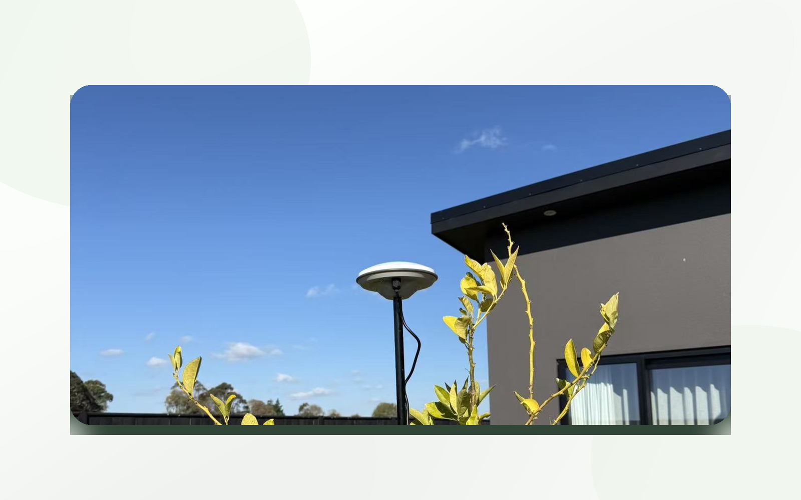 RTK positioning base station for lawn mowing and outdoor robots